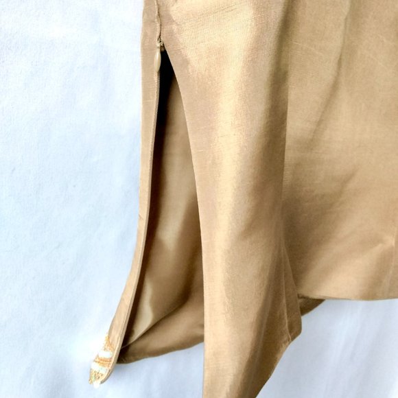 ICE Gold Silk Satin Sleeveless Top – Side-Zip with Sequin Hem Detail - LARGE - Picture 9 of 9